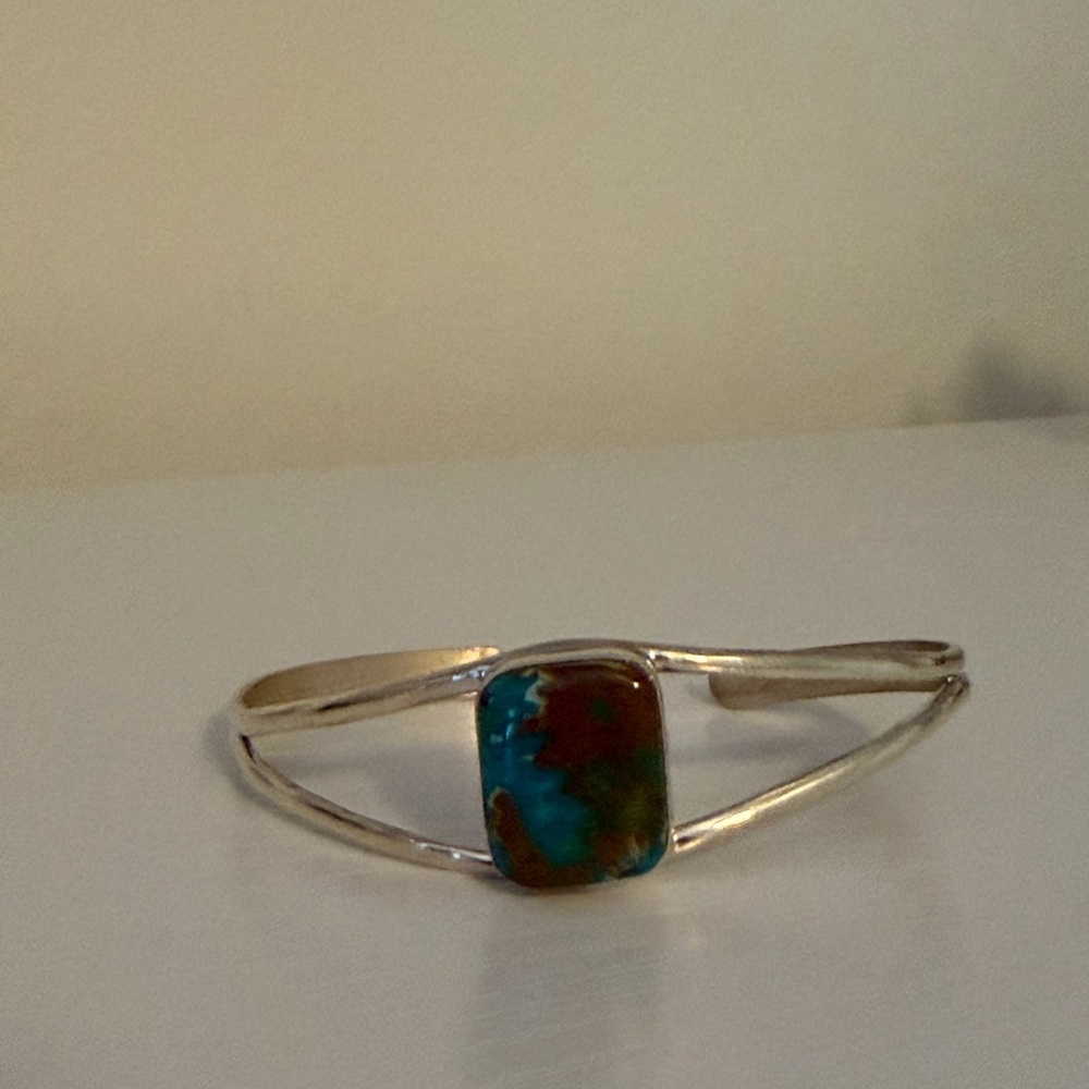 Turquoise & Sterling Silver Cuff - Picture 3 of 11